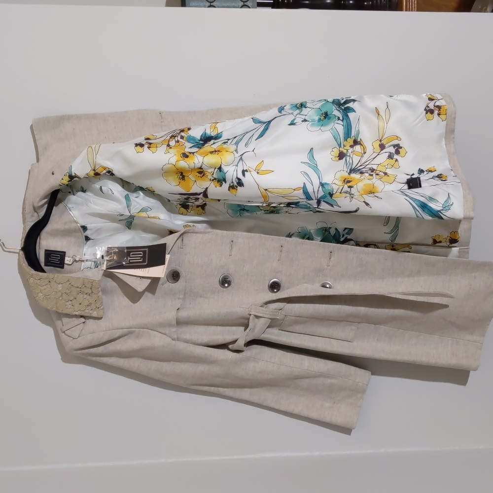 Cream Trench w/ Details! NWT